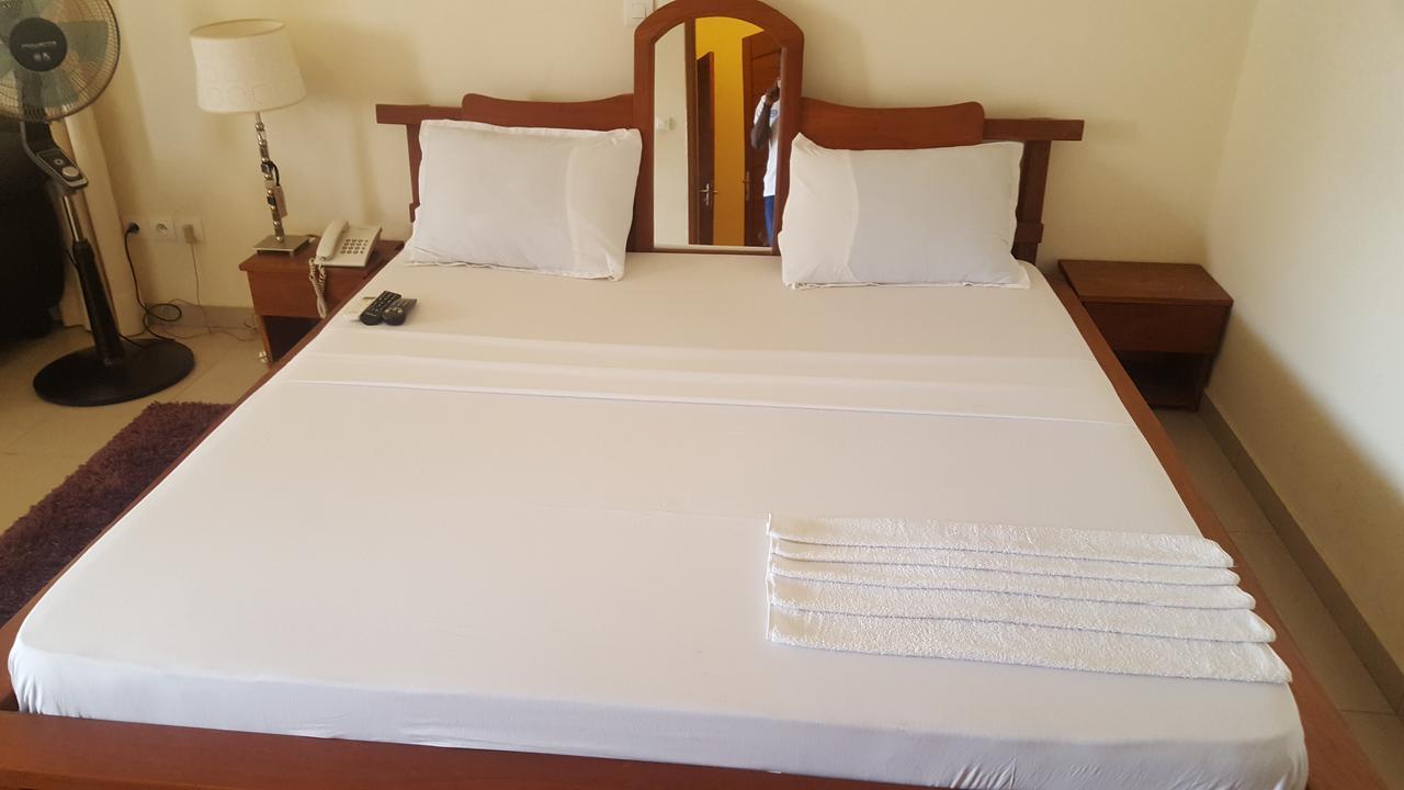 קוטונו Hotels Residences Easy מראה חיצוני תמונה